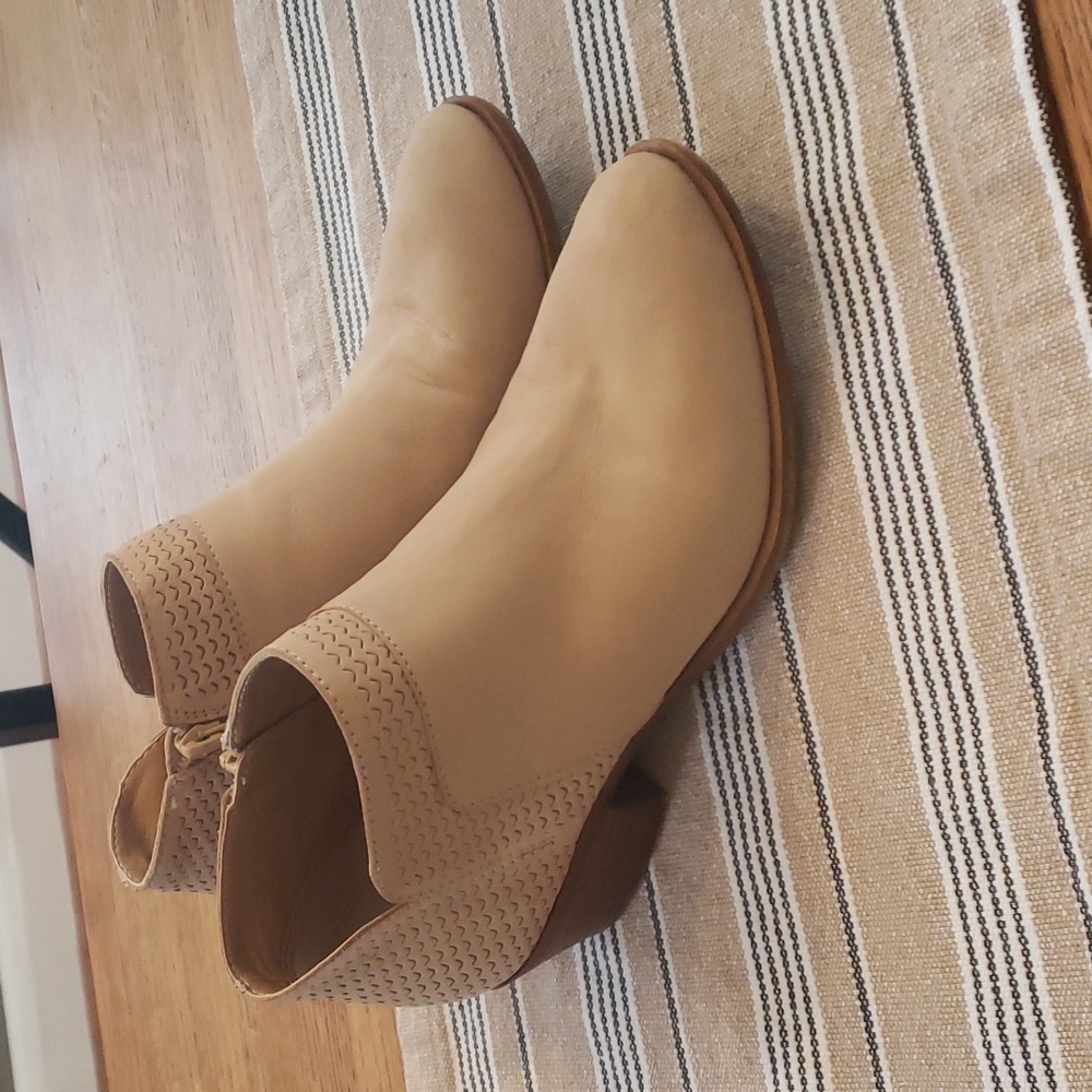 Lucky Brand Booties